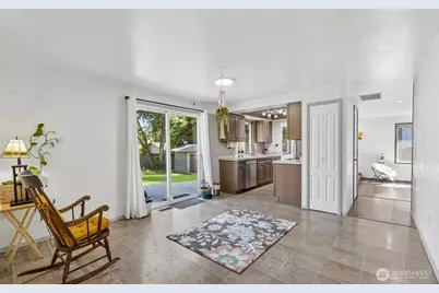 2026 Timber Trl, Bothell, WA 98012 - Photo 12