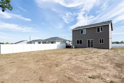 611 N Oak Street, Tieton, WA 98947 - Photo 26