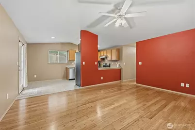 826 Park Cottage Place, Sedro Woolley, WA 98284 - Photo 4