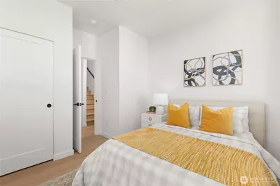 955 N 35th Street, Seattle, WA 98103 - Photo 24