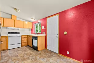 8023 Box Elder Dr SW, Olympia, WA 98512 - Photo 10