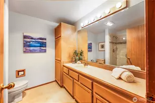 6910 SW California Ave, Seattle, WA 98136 - Photo 20