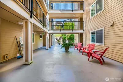 6910 SW California Avenue #14, Seattle, WA 98136 - Photo 32