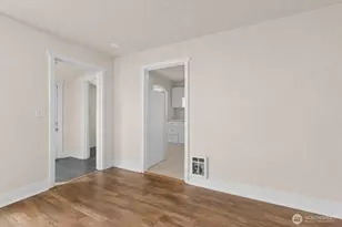 926 Pleasant Ave, Bremerton, WA 98337 - Photo 8