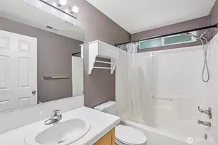 4304 NE 57th Pl, Vancouver, WA 98661 - Photo 16