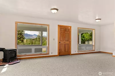 511 Bluff St, Winthrop, WA 98862 - Photo 6