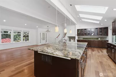 11736 NE 30th Place, Bellevue, WA 98005 - Photo 4
