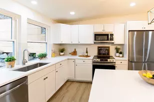 2928 S Webster St, Seattle, WA 98108 - Photo 6