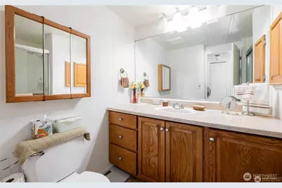 1200 Lincoln Street #424, Bellingham, WA 98229 - Photo 8