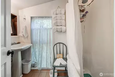 100 Alder St, Wilkeson, WA 98396 - Photo 16