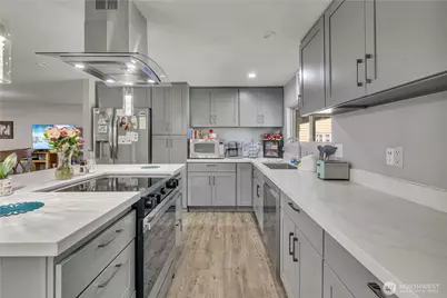21211 125th Street E, Bonney Lake, WA 98391 - Photo 10