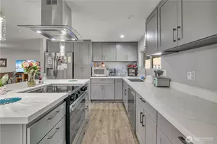21211 125th St E, Bonney Lake, WA 98391 - Photo 10