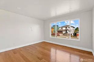 7915 S Lakeridge Dr, Seattle, WA 98178 - Photo 10