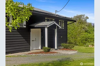 12020 W Engebretsen Road, Granite Falls, WA 98252 - Photo 2