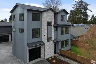 2723 NE 87th St, Seattle, WA 98115 - Photo 2