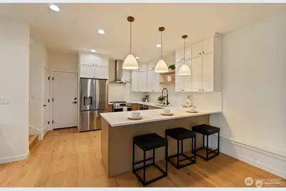 2723 NE 87th Street, Seattle, WA 98115 - Photo 10