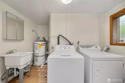 4654 N Vassault Street, Tacoma, WA 98407 - Photo 36
