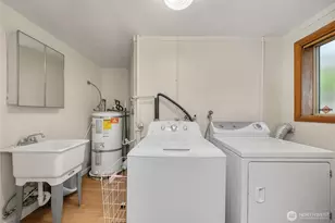 4654 N Vassault St, Tacoma, WA 98407 - Photo 36