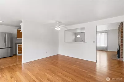 25327 118th Avenue SE, Kent, WA 98030 - Photo 4