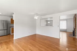 25327 118th Ave SE, Kent, WA 98030 - Photo 4