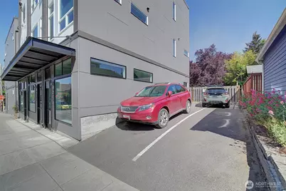 3444 California Avenue SW, Seattle, WA 98116 - Photo 32