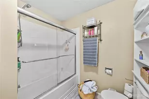 6825 SE Cougar Mountain Way, Bellevue, WA 98006 - Photo 24