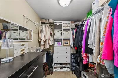 6825 SE Cougar Mountain Way, Bellevue, WA 98006 - Photo 22