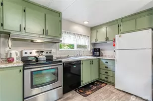 921 SE Scenic View Dr, College Place, WA 99324 - Photo 10
