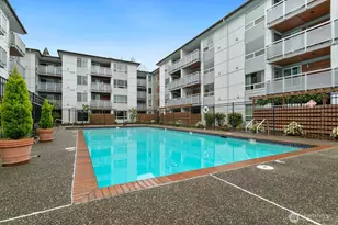 10501 8th Ave NE, Seattle, WA 98125 - Photo 14