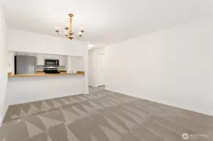10501 8th Ave NE, Seattle, WA 98125 - Photo 20