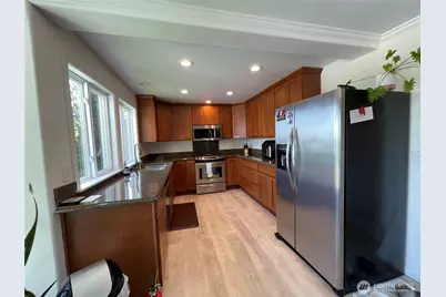 7400 Stinson Avenue #303, Gig Harbor, WA 98335 - Photo 4