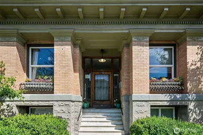 1732 15th Avenue #14, Seattle, WA 98122 - Photo 2