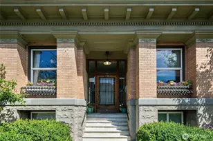 1732 15th Ave, Seattle, WA 98122 - Photo 2