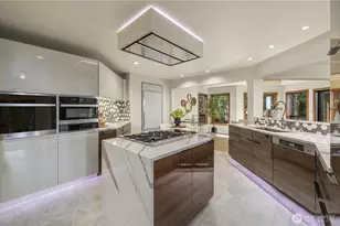 13707 SE 51st Pl, Bellevue, WA 98006 - Photo 8