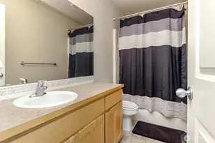 9506 10th St E, Tacoma, WA 98445 - Photo 24