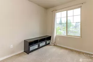 9506 10th St E, Tacoma, WA 98445 - Photo 28
