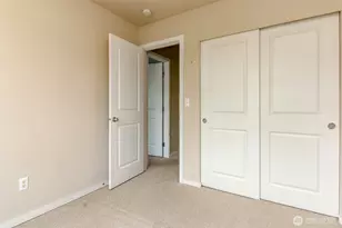 9506 10th St E, Tacoma, WA 98445 - Photo 26