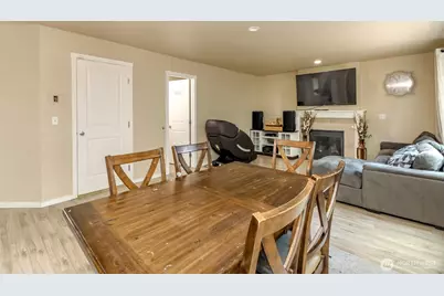 9506 10th Street E, Tacoma, WA 98445 - Photo 10