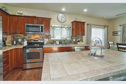6210 Wesley Place SE, Auburn, WA 98092 - Photo 6