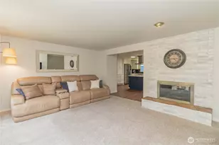 11215 SE 284th St, Auburn, WA 98092 - Photo 6