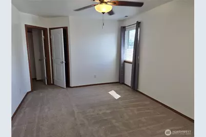 8230 54th Court SE, Lacey, WA 98513 - Photo 8