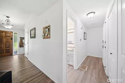 2213 NE Parkview Drive, Vancouver, WA 98686 - Photo 16