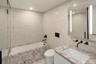 300 Virginia St, Seattle, WA 98121 - Photo 16