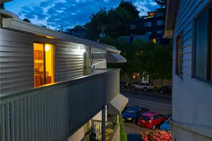 2562 Thorndyke Ave W, Seattle, WA 98199 - Photo 2