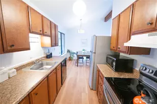 2562 Thorndyke Ave W, Seattle, WA 98199 - Photo 18