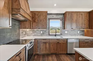 110 Slide View Ln, Manson, WA 98831 - Photo 14