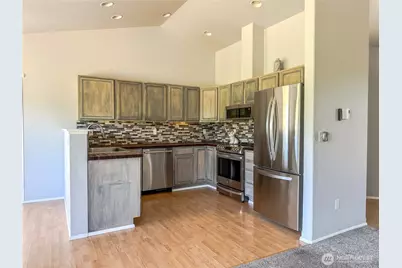 526 Canal Drive NE, Ocean Shores, WA 98569 - Photo 10