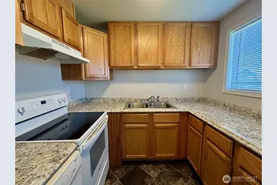 610 S Grand Drive, Moses Lake, WA 98837 - Photo 8