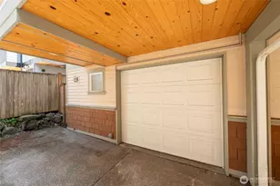 8517b Stone Ave N, Seattle, WA 98103 - Photo 22