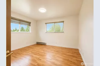 19001 Wallingford Ave N, Shoreline, WA 98133 - Photo 10
